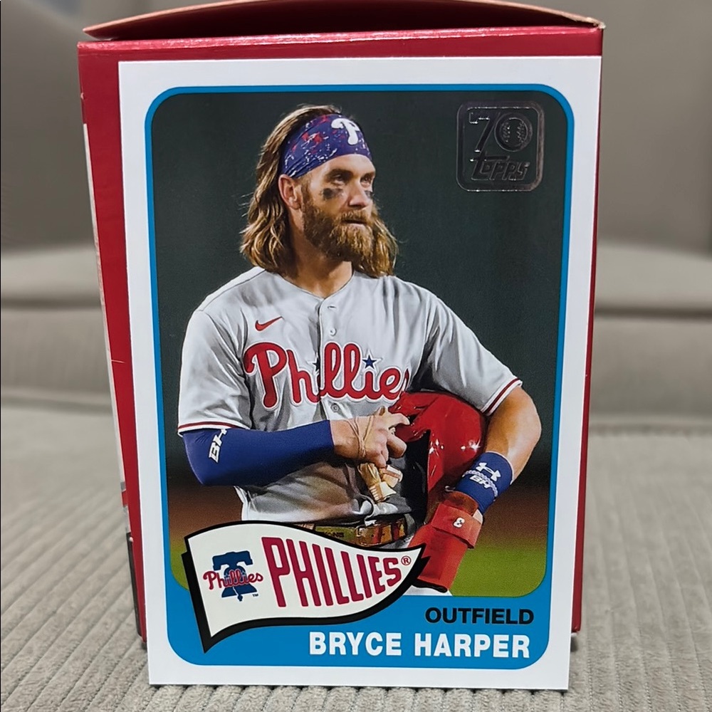 Topps Phillies Baseball Card